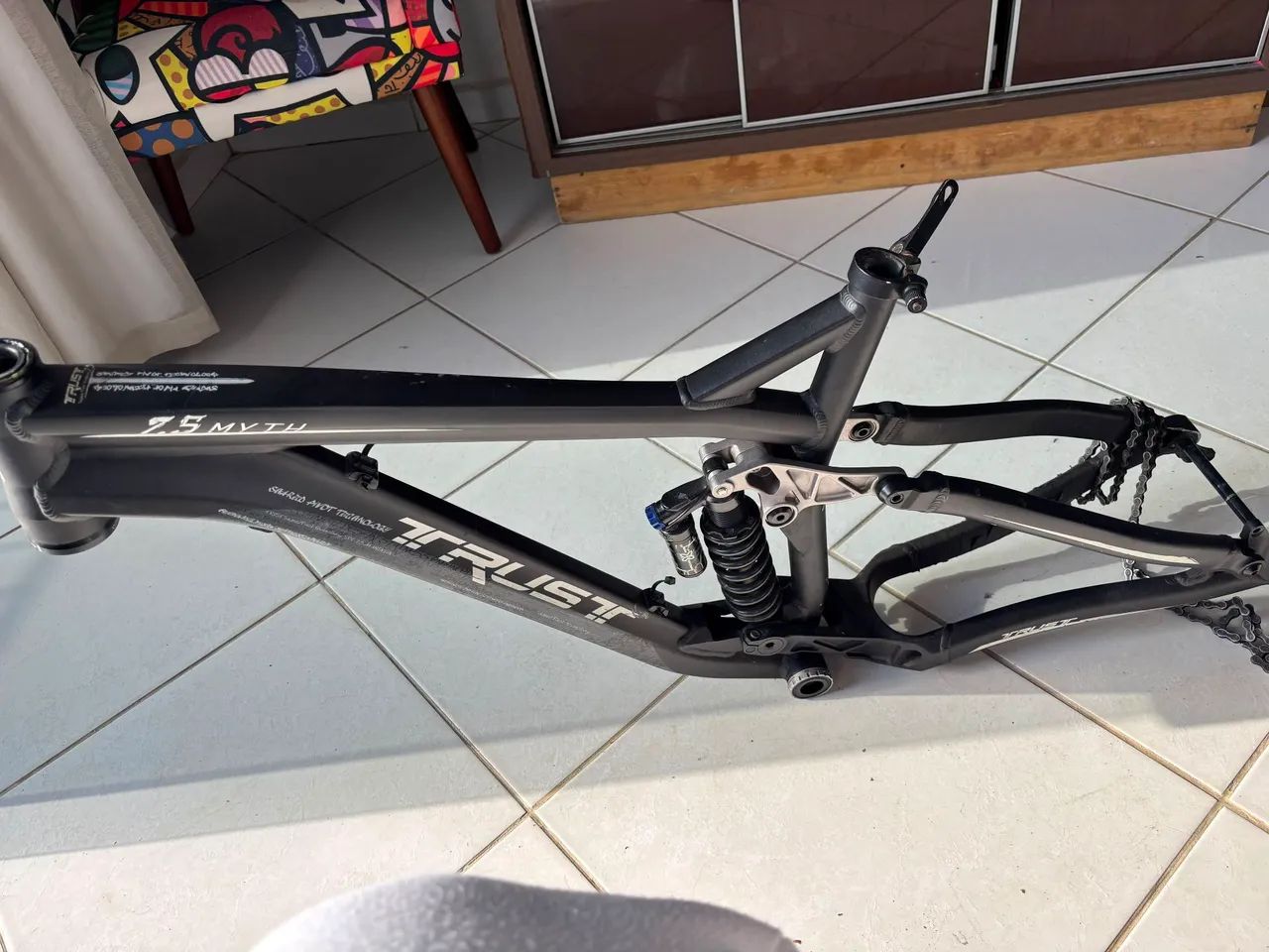 quadro trust full para DH downhill 