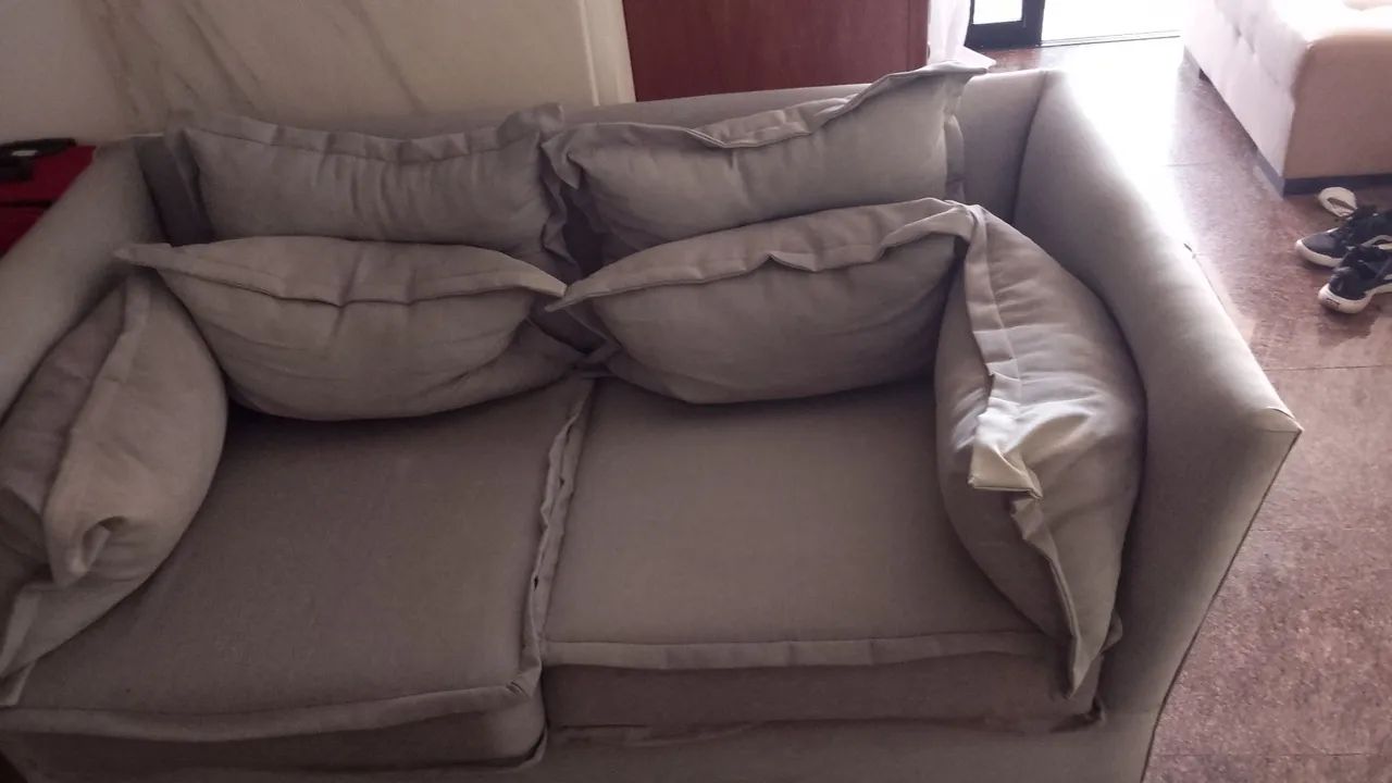 Sofá de 2 lugares. - Foto 2