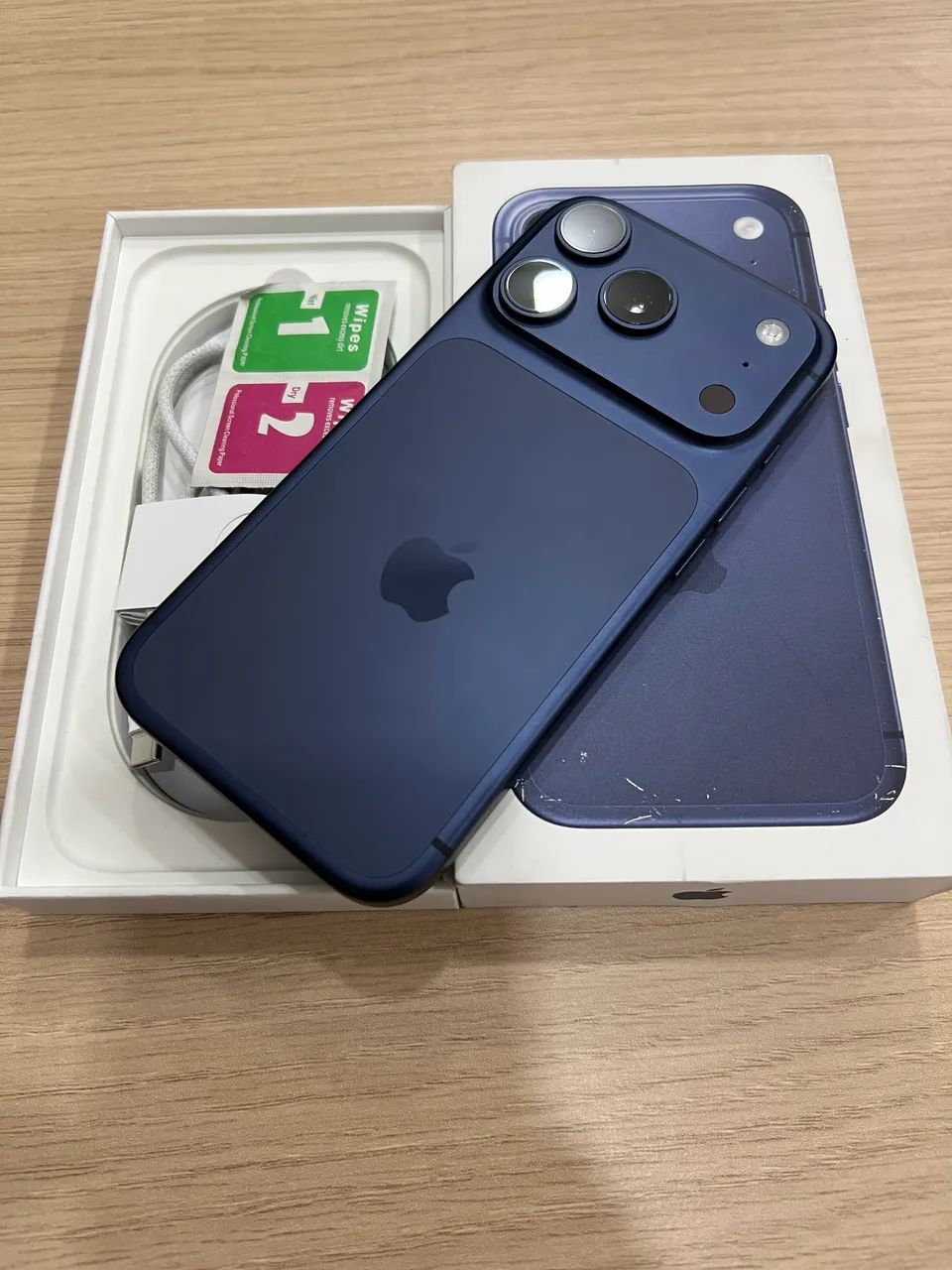 17 Pro Blue
