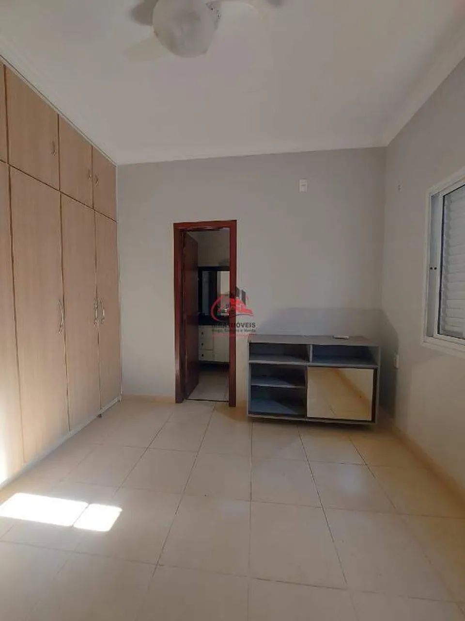 Casa no Condomínio Budeus com 3 Suítes - Área Gourmet e Garagem - Foto 11
