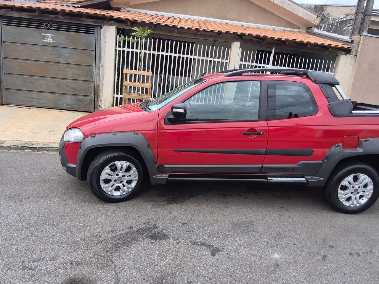 Fiat Strada Adventure1.8/ 1.8 Locker Flex CD 2014 - Foto 2