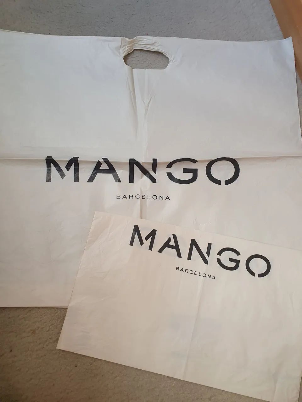 Kit sacolas Mango Barcelona 