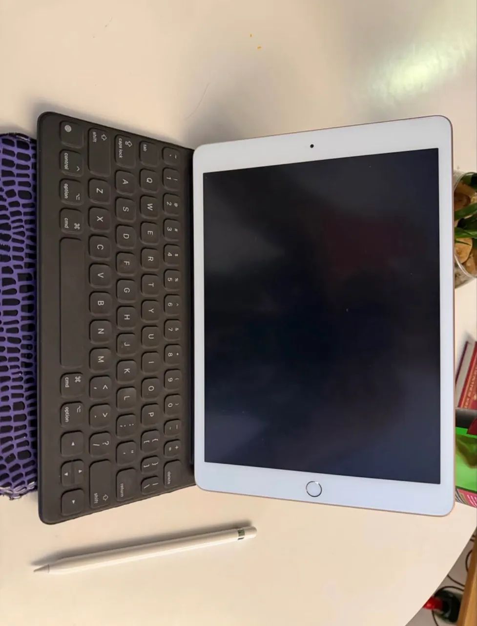 ipad 7° geração 128gb + apple pencil + teclado - Foto 3