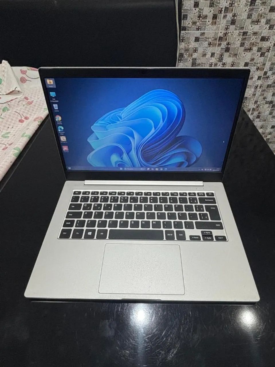 Galaxy Book Go - EXCELENTE ESTADO
