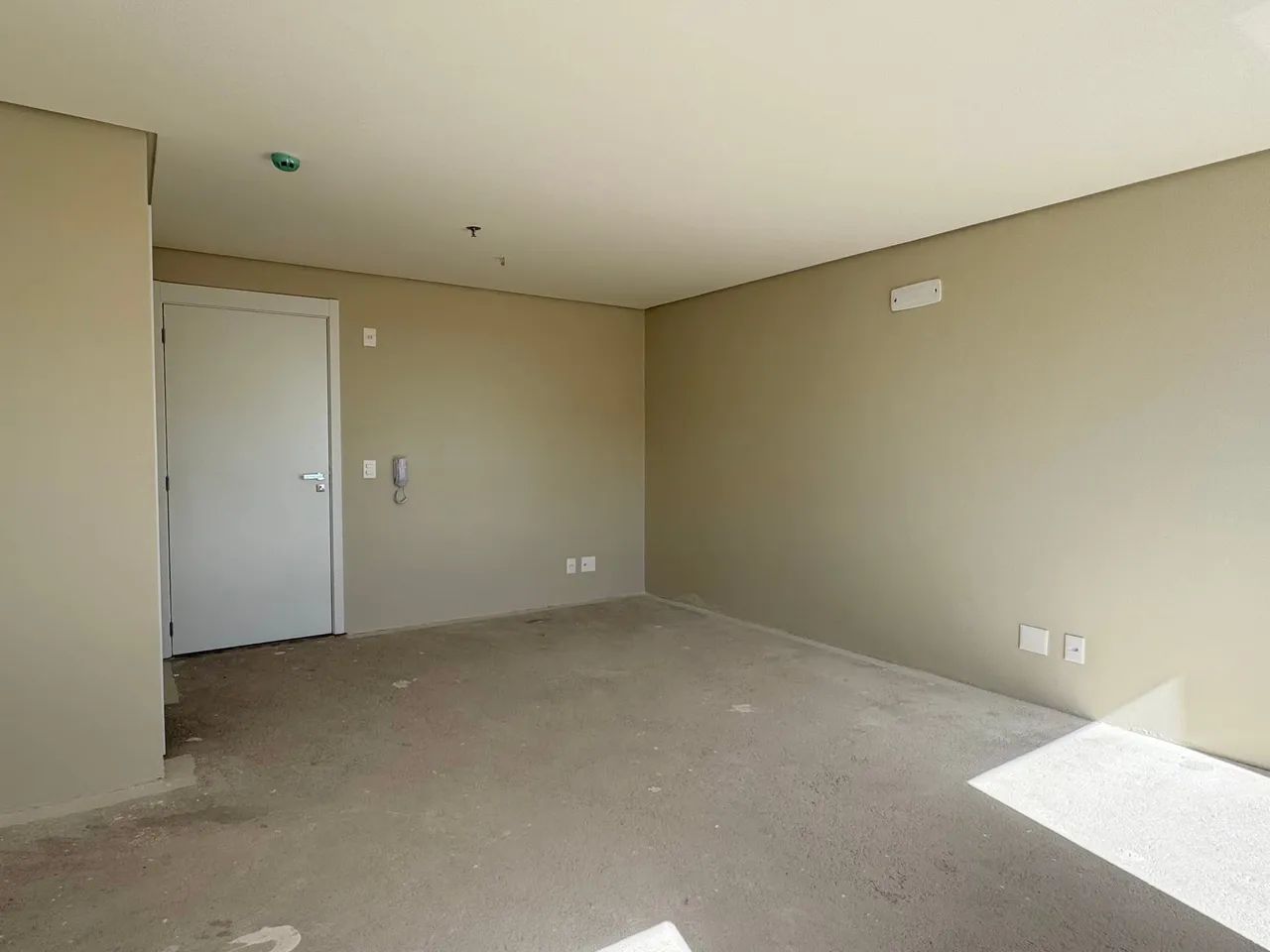 Sala comercial à venda no Edifício Vanguarda, Parque Una - 32 m², andar alto, com vaga de  - Foto 5