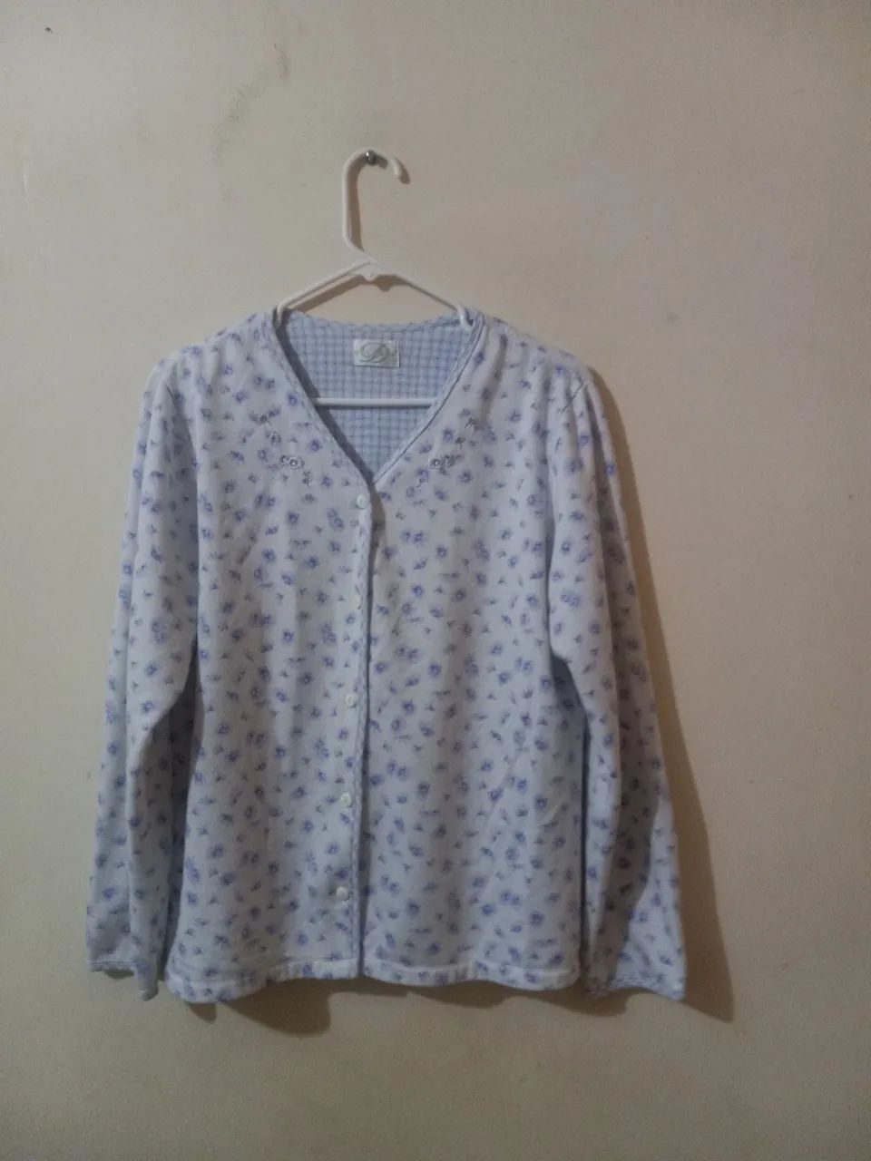 Vendo esses pijamas .25 o comprido e 10,00 o certo.  - Foto 3