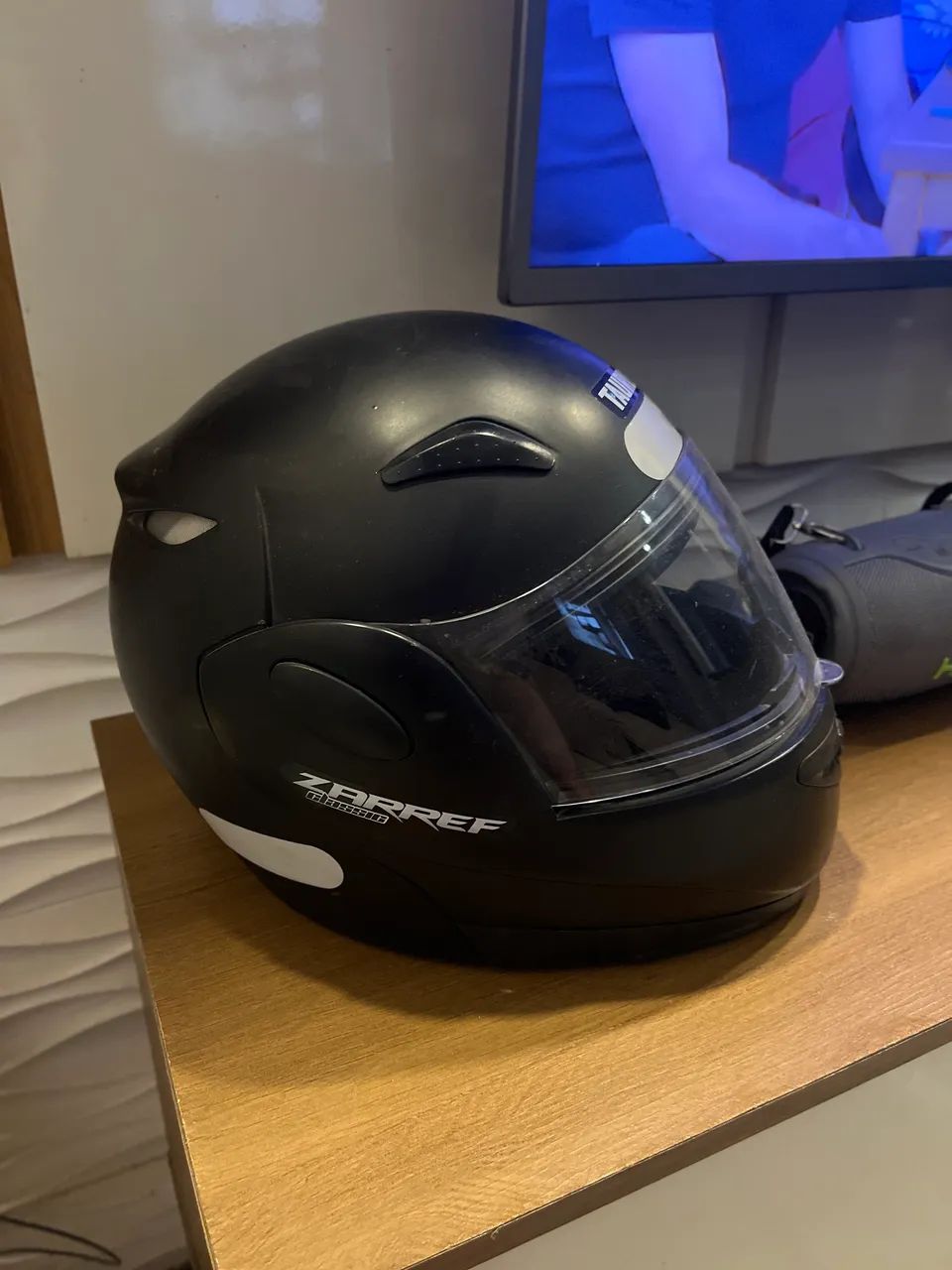 Capacete Taurus Zarref! 