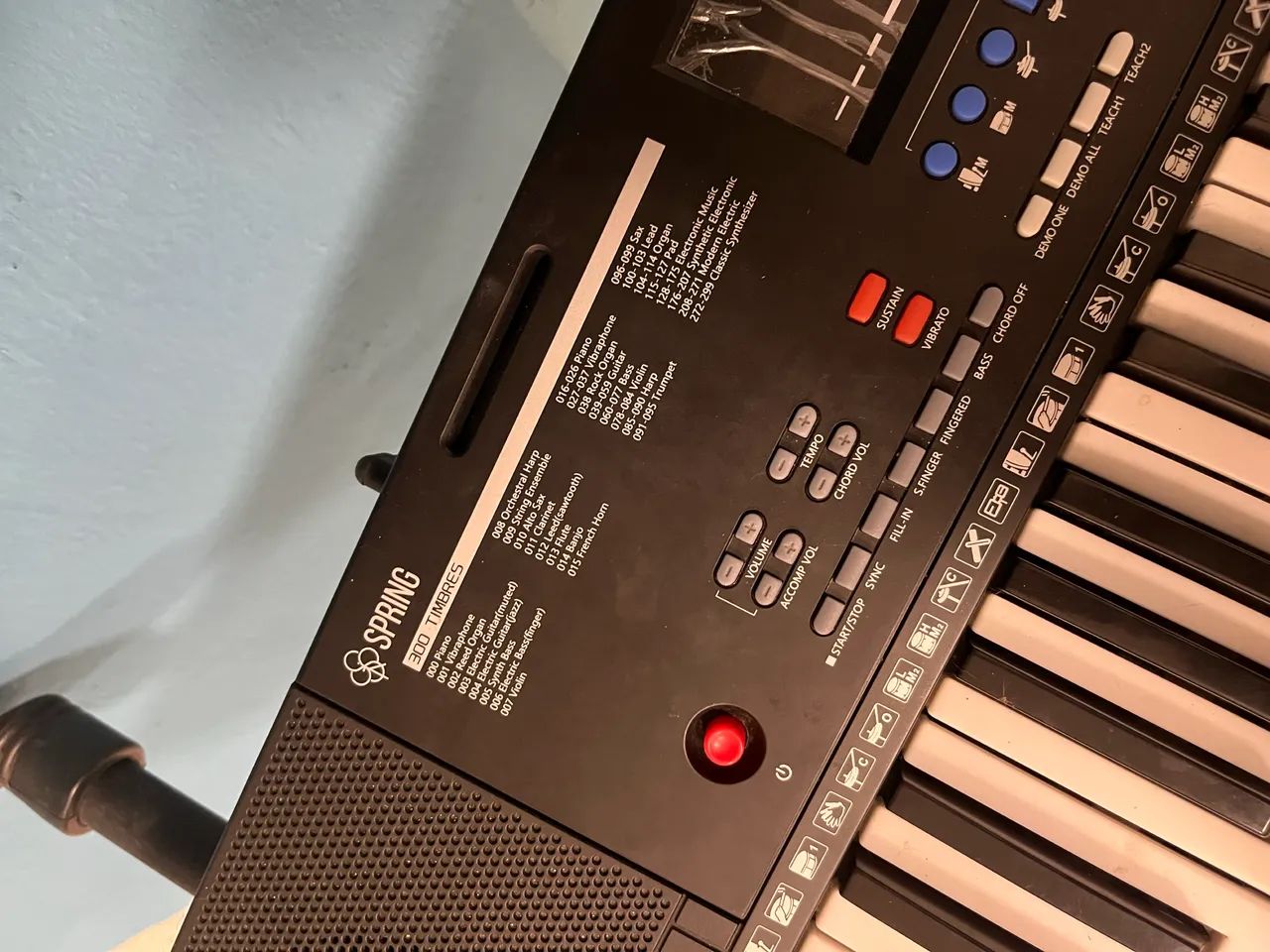 Teclado com suporte - Foto 2