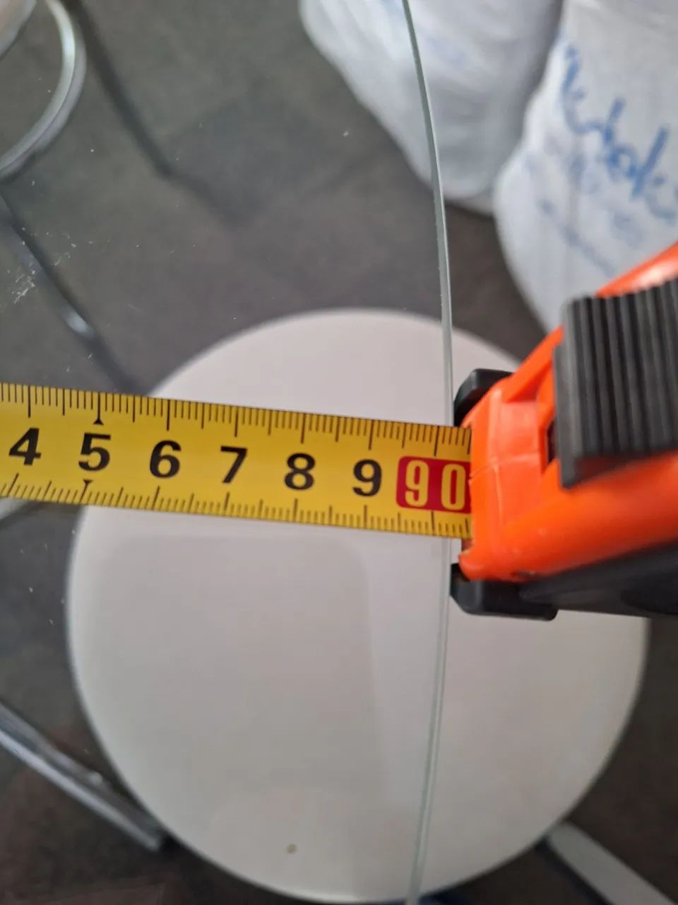 Jogo tubular de mesa com tampo de vidro e cadeiras - Foto 3