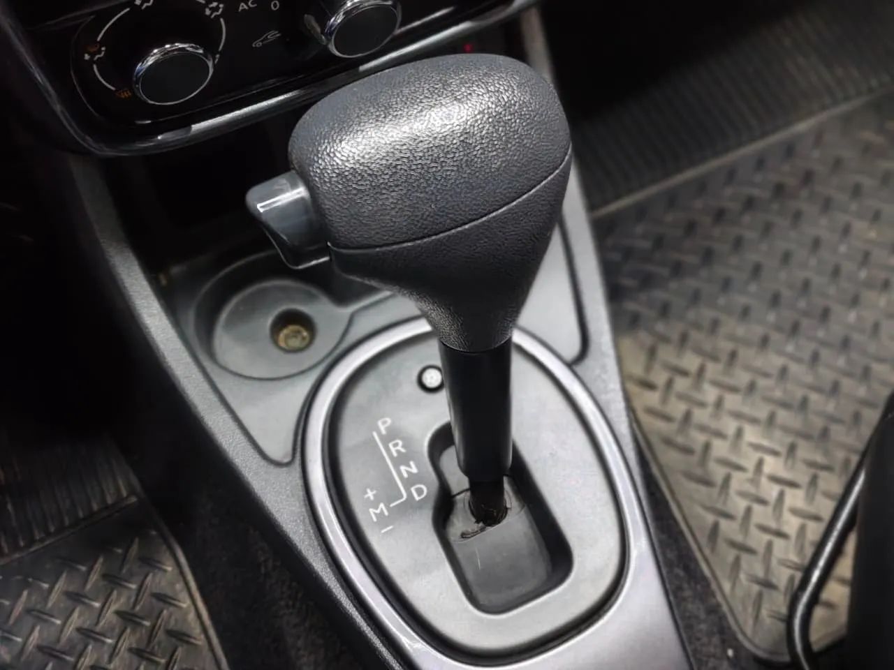 Renault Duster Dynamique 2.0 Hi-flex 16V Aut. 2015 - Foto 3