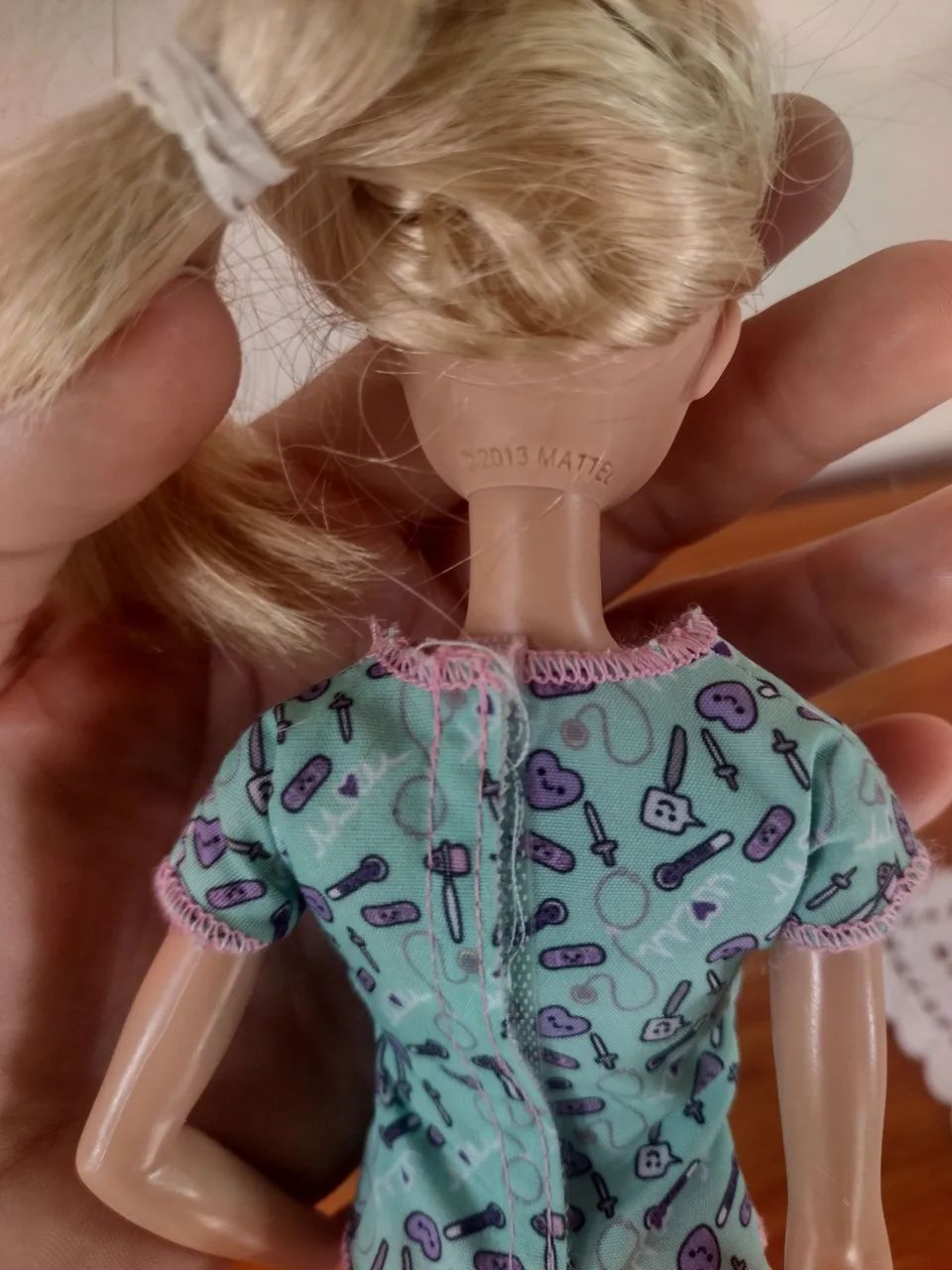 Barbie original enfermeira  - Foto 2