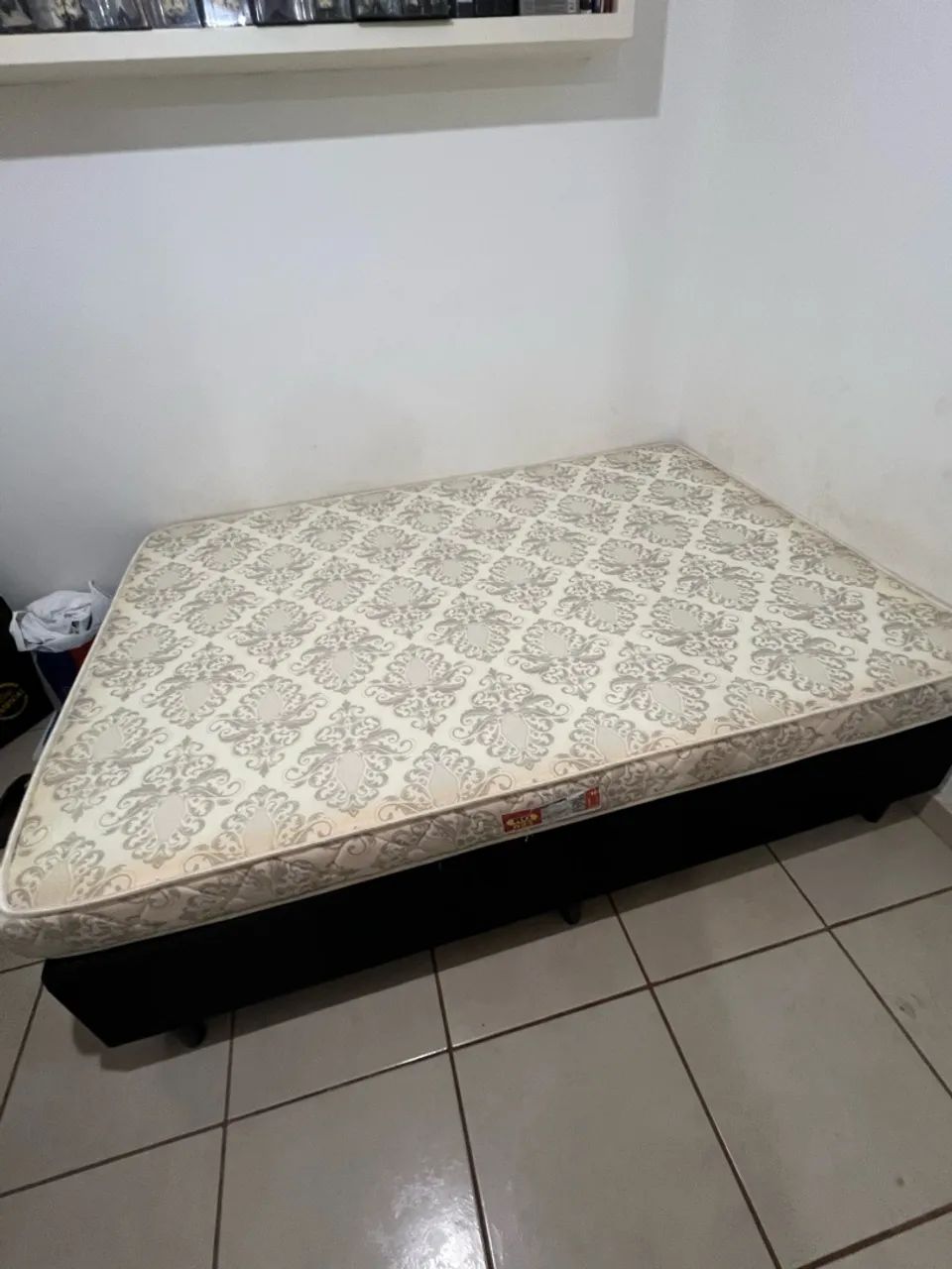 Cama box casal com colchão 