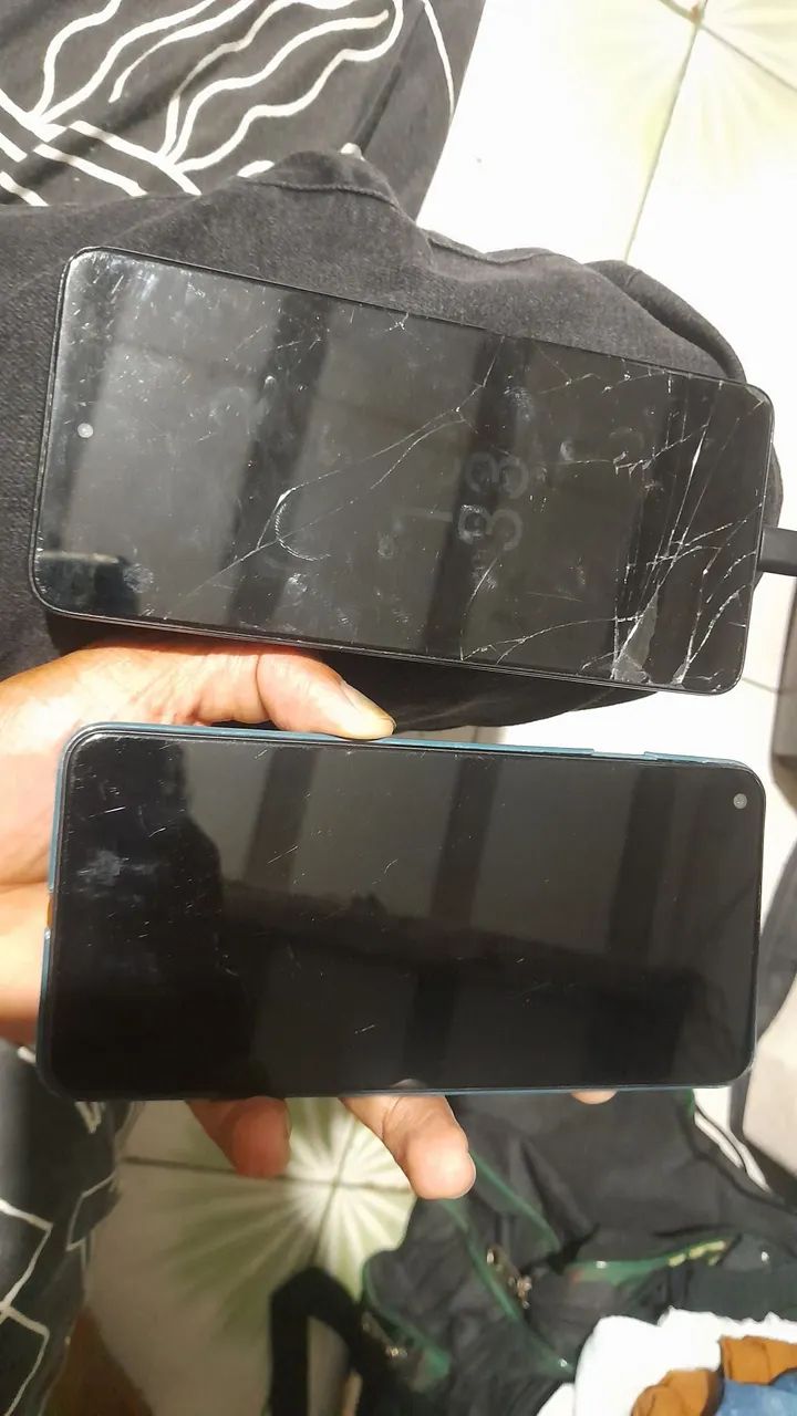 2 Celulares para conserto ou peças - Foto 2