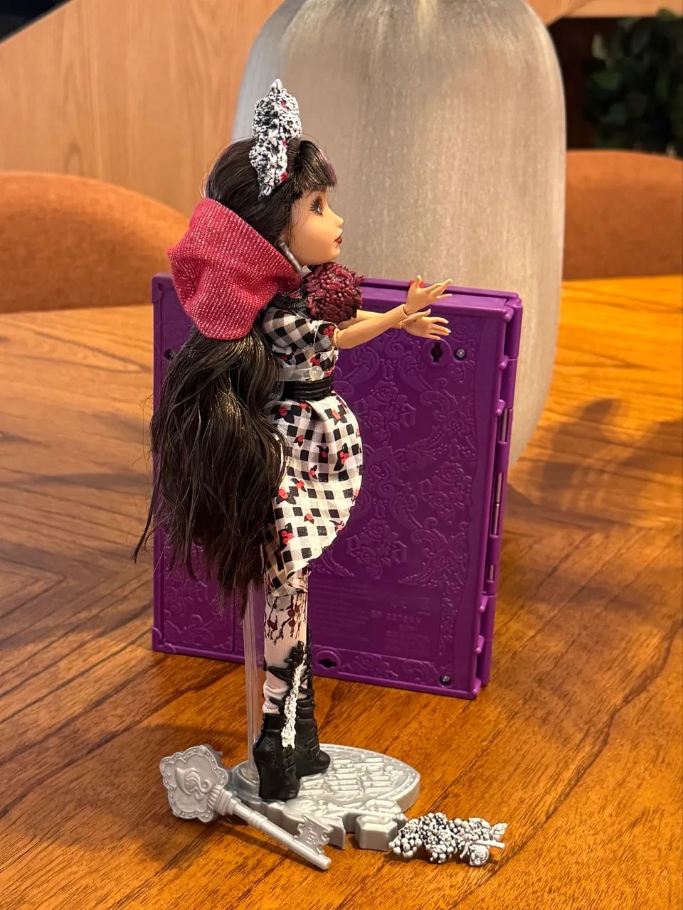 Boneca Ever After High Cerise Hood Briar  Beauty  Day
