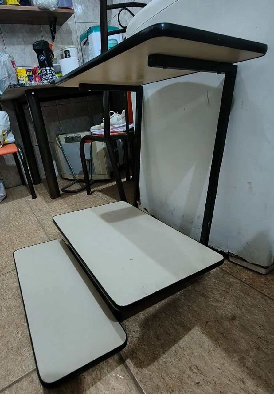 Escrivaninha de Parede, com bandeja para Teclado e Mouse  - Foto 3