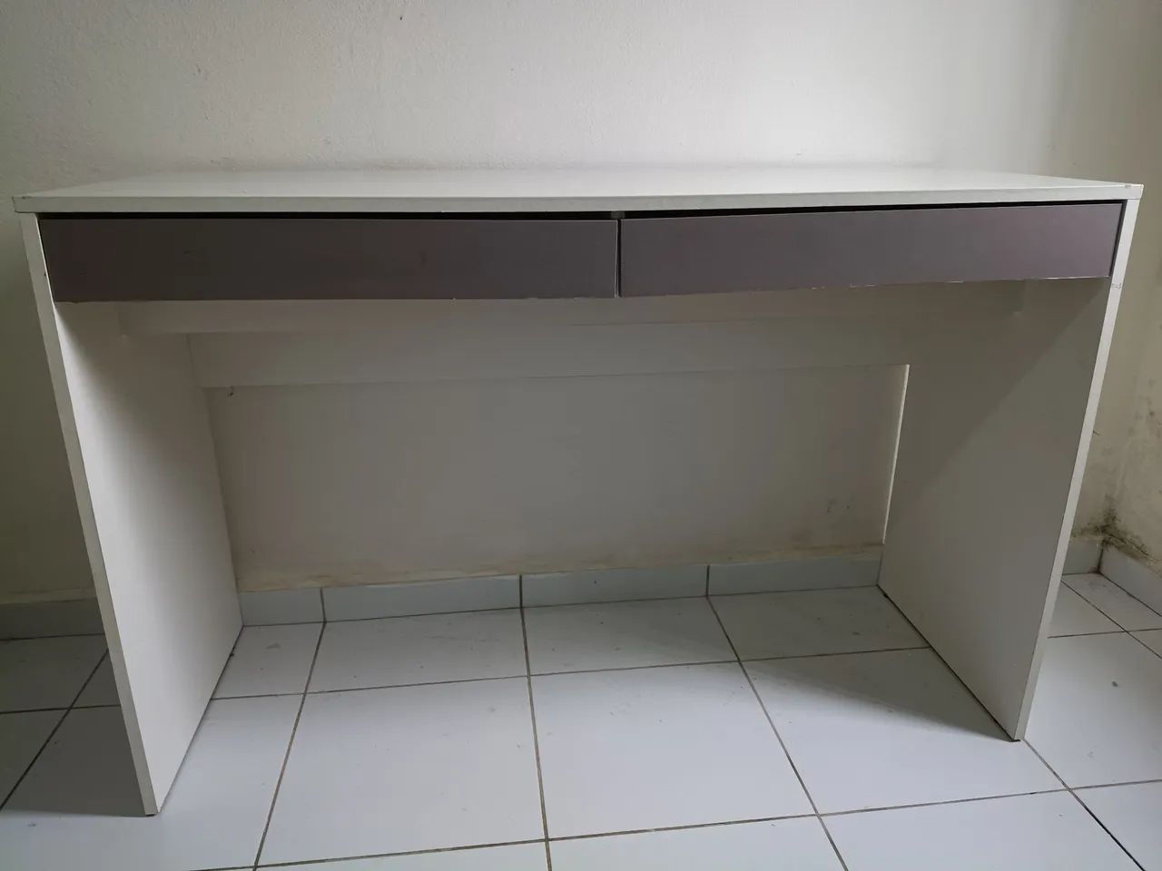 Escrivaninha com gavetas - Foto 4