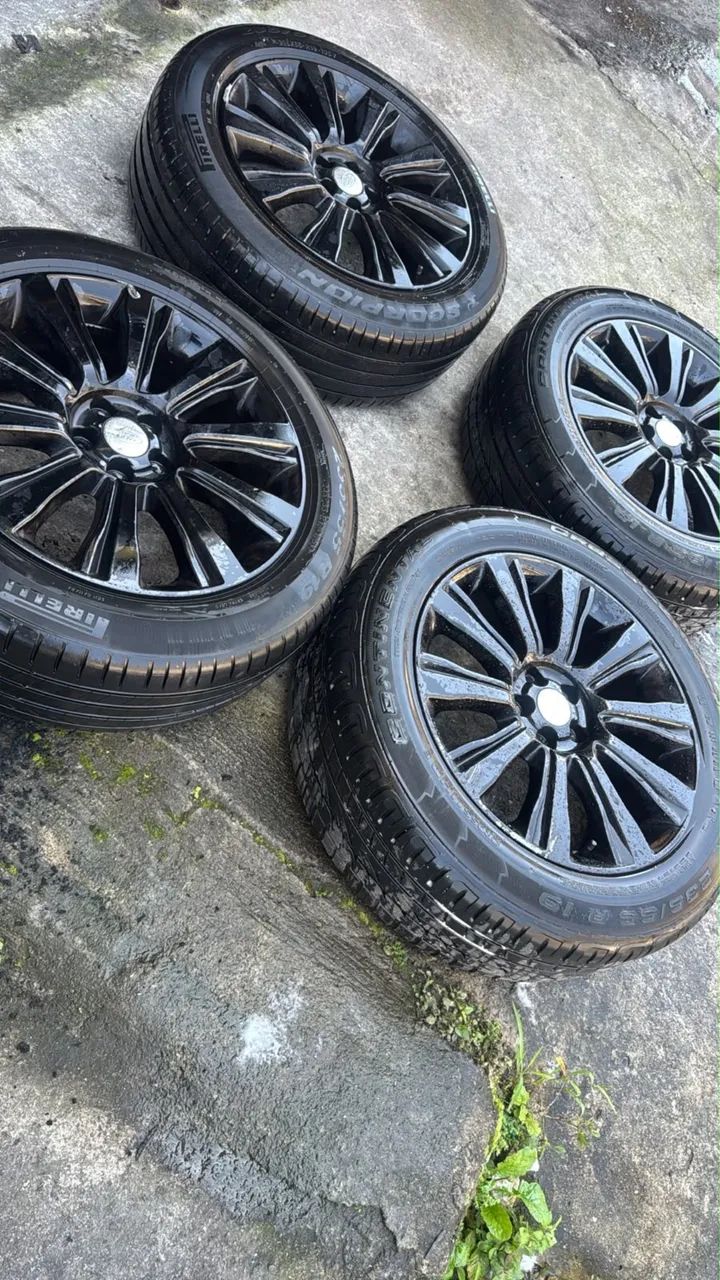 Rodas e pneus da Evoque - Foto 4