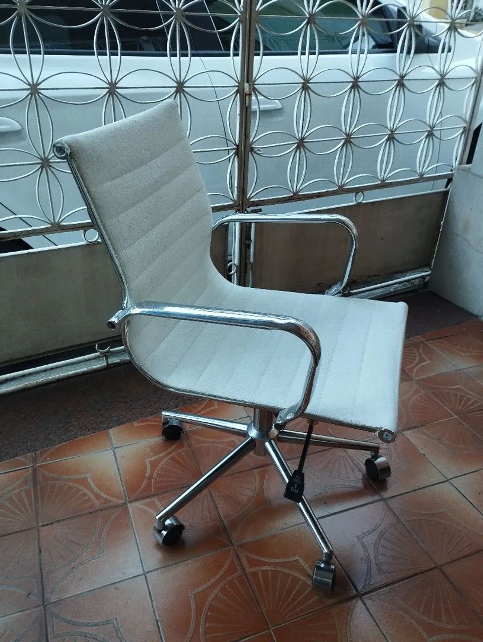 Cadeira de escritório  - Foto 2