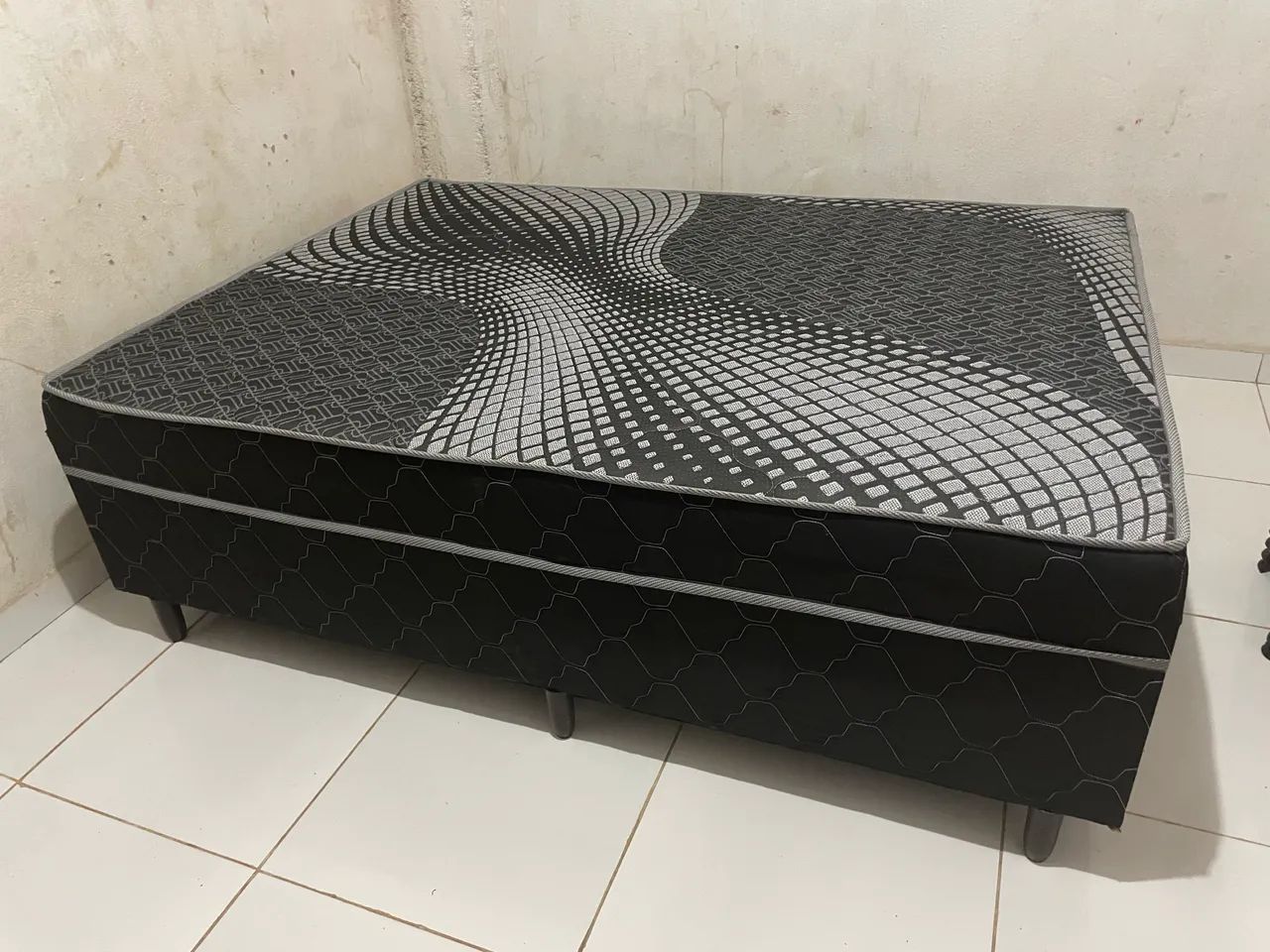 Cama de casal nova 