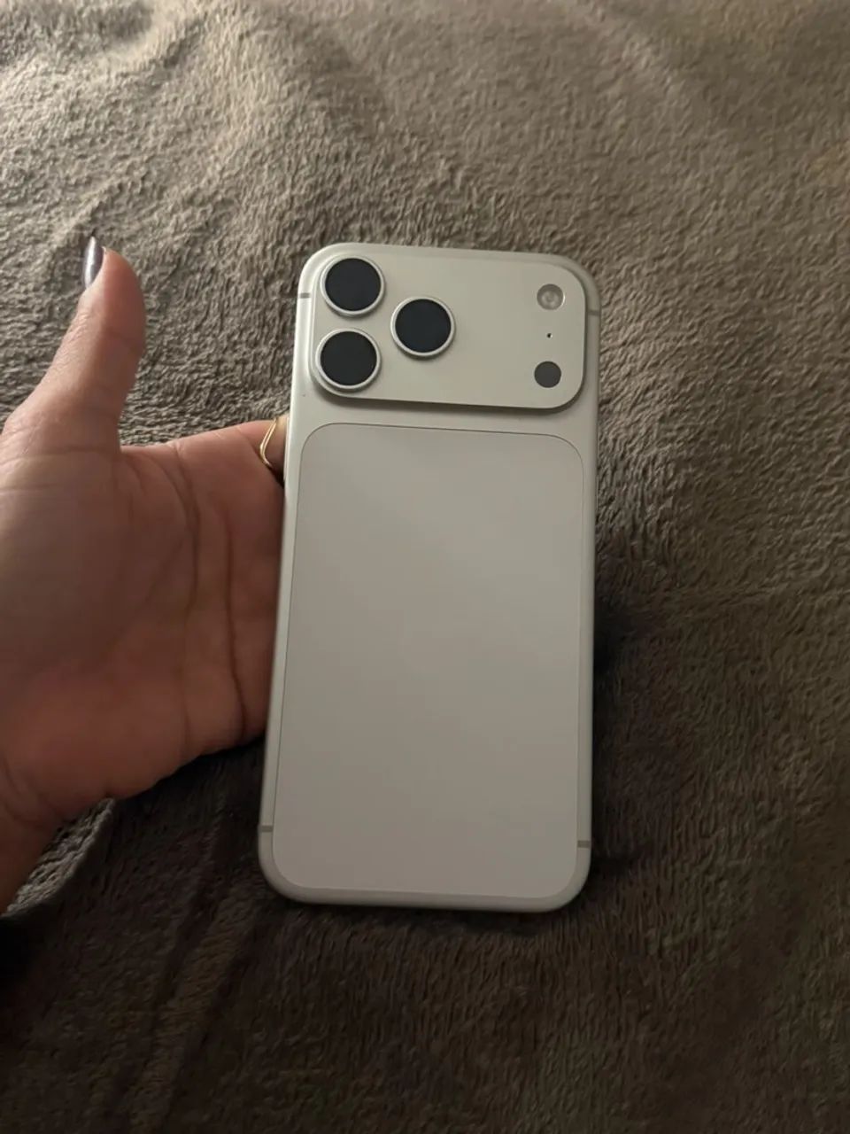 IPHONE 17 PRO MAX 100% de bateria e garantia 04/2027