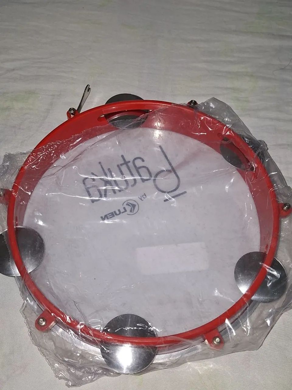 Vendo esse pandeiro novo com chave pra regular! - Foto 3