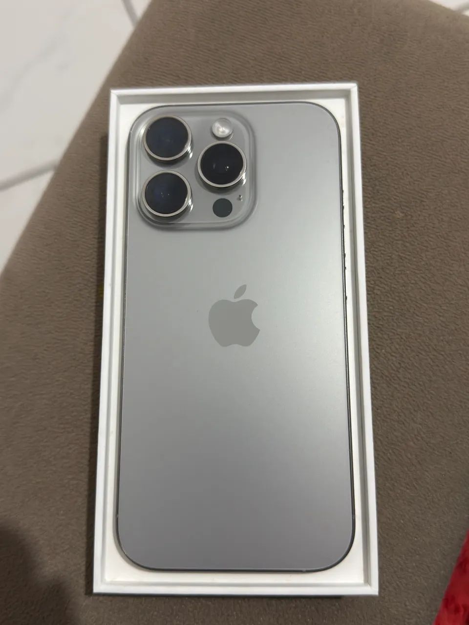 iPhone 16 Pro 256gb Titânio  - Foto 2