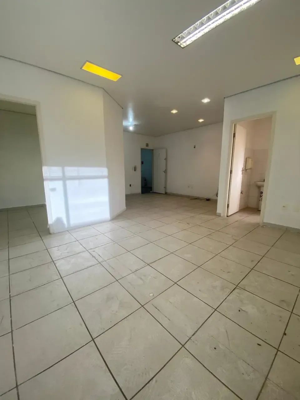SALA COMERCIAL PARA LOCAÇÃO  CENTRO DO JD. BONFIGLIOLI - Foto 5