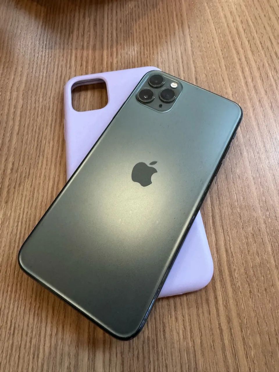 iPhone 11 Pro Max - 64gb - Bateria 100% 