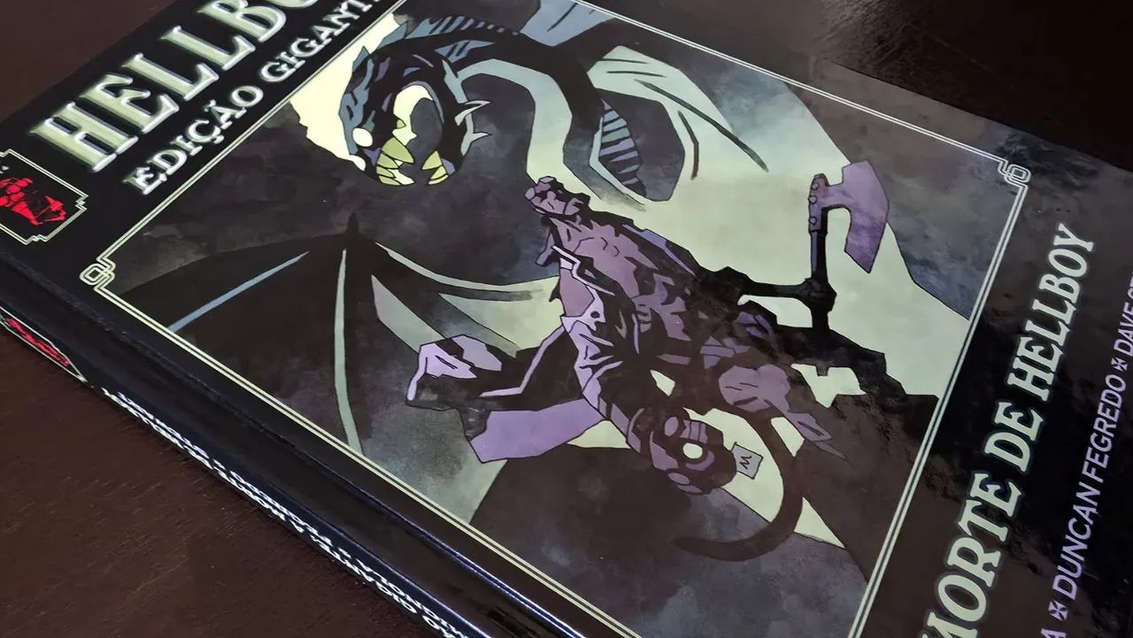 Hellboy - Edição Gigante - A Morte de Hellboy - HQ Mythos - Foto 2