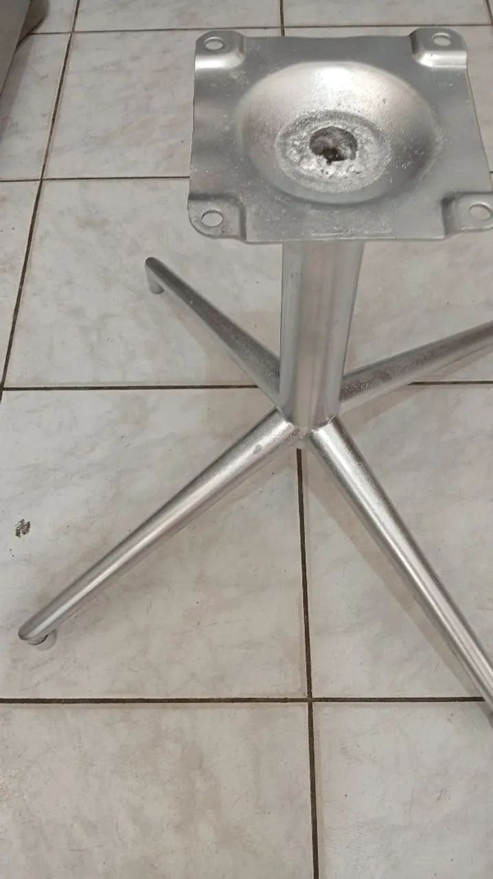 vendo base de ferro  pra centr - Foto 2