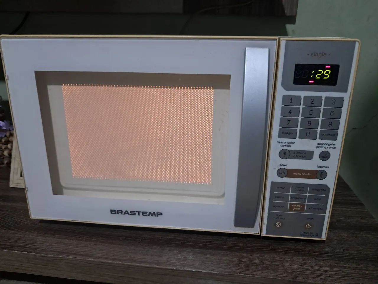 Microondas brastemp 18 litros - Foto 5