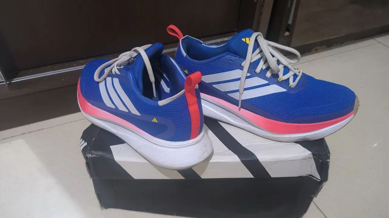 Tênis Adidas jogit 
