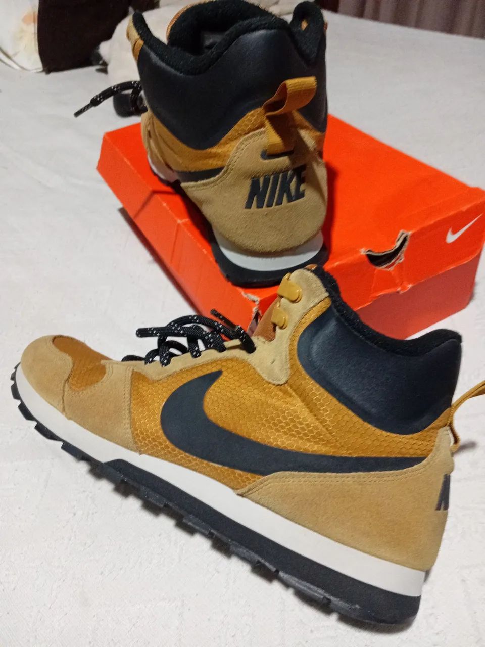 Tenis Nike botinha  - Foto 3