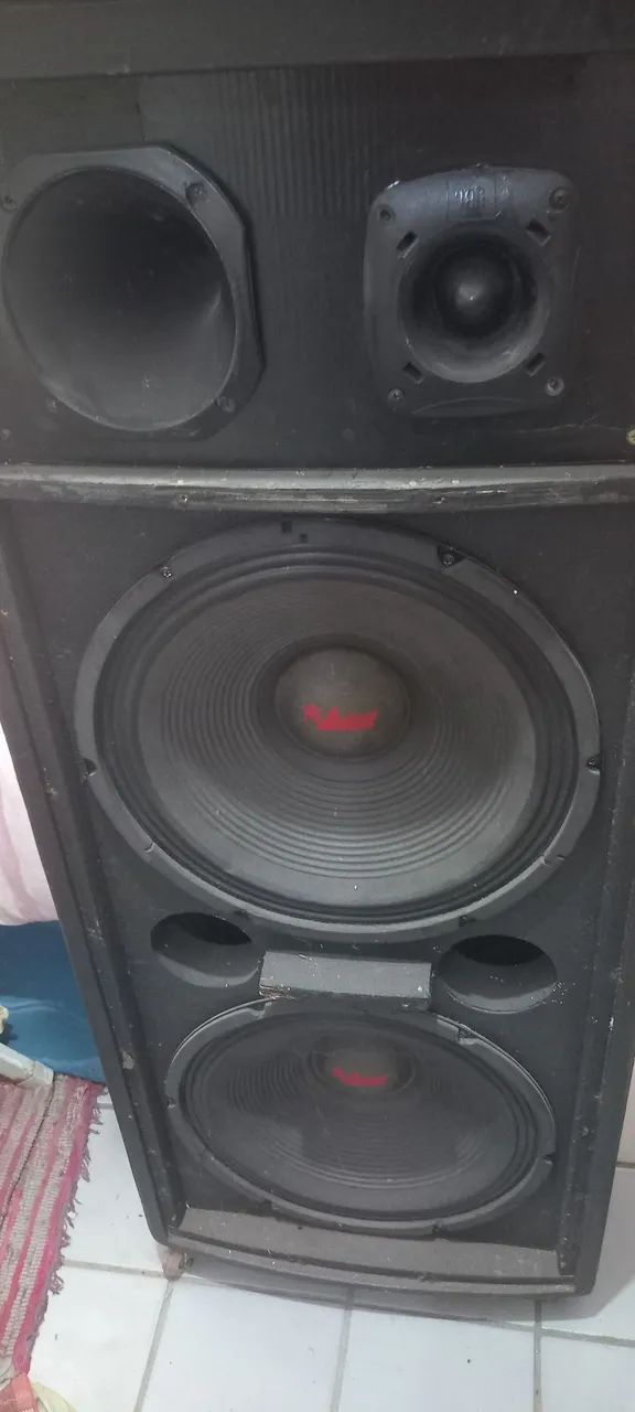 Vendo Torre de som onial com mesa - Foto 2