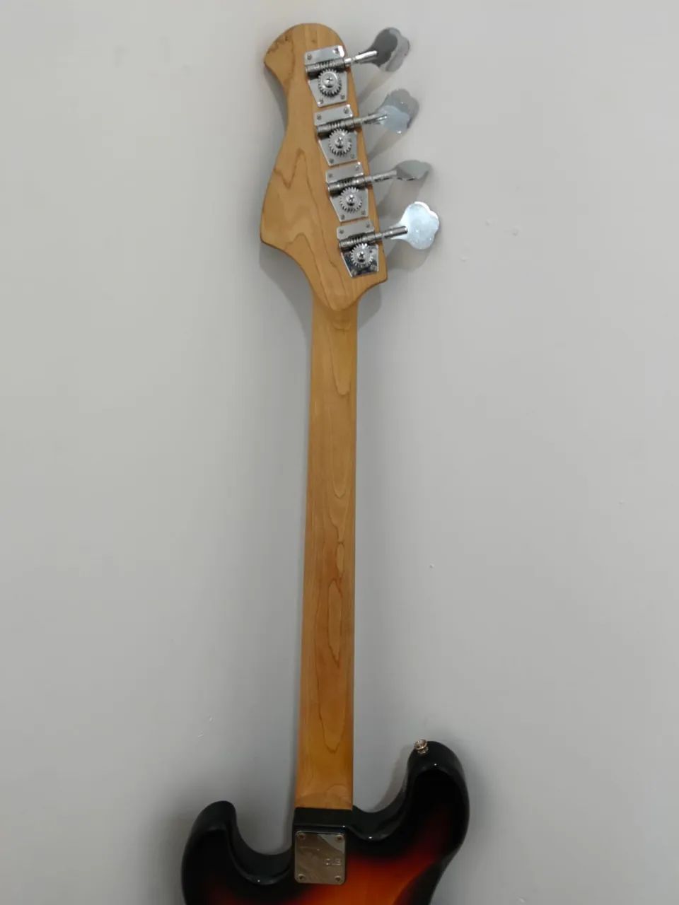Contrabaixo Eagle Jazz Bass