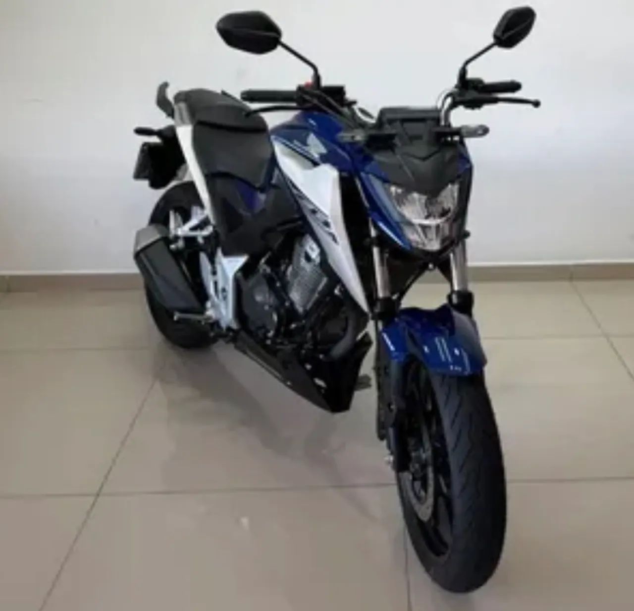 CB 300 - Foto 2