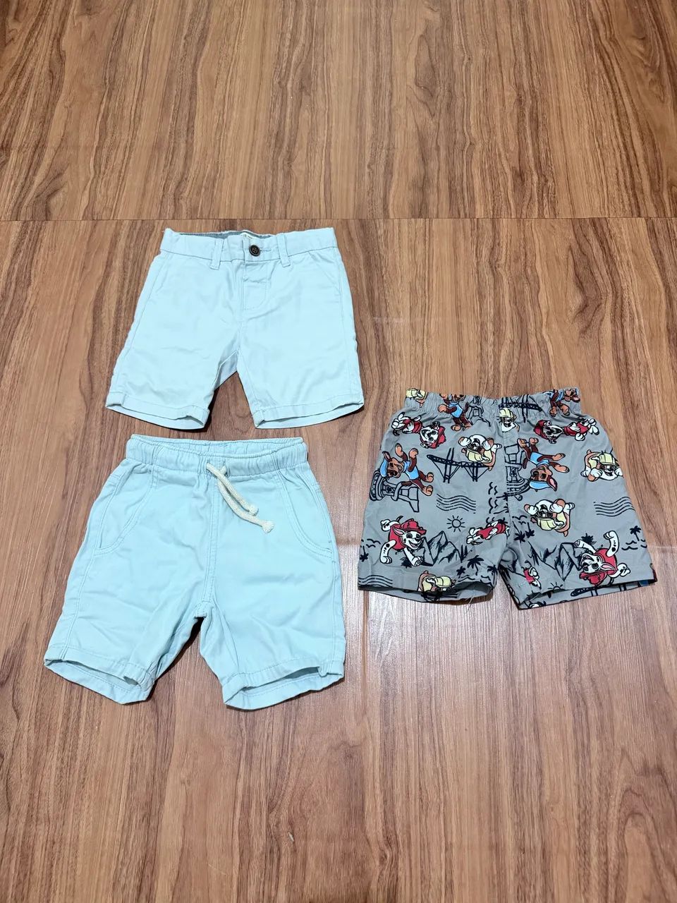 3 shorts 