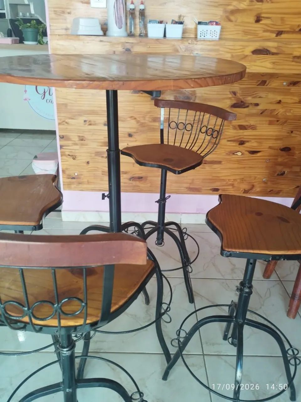 Banquetas e mesas de madeira para padaria, lanchonete   - Foto 3