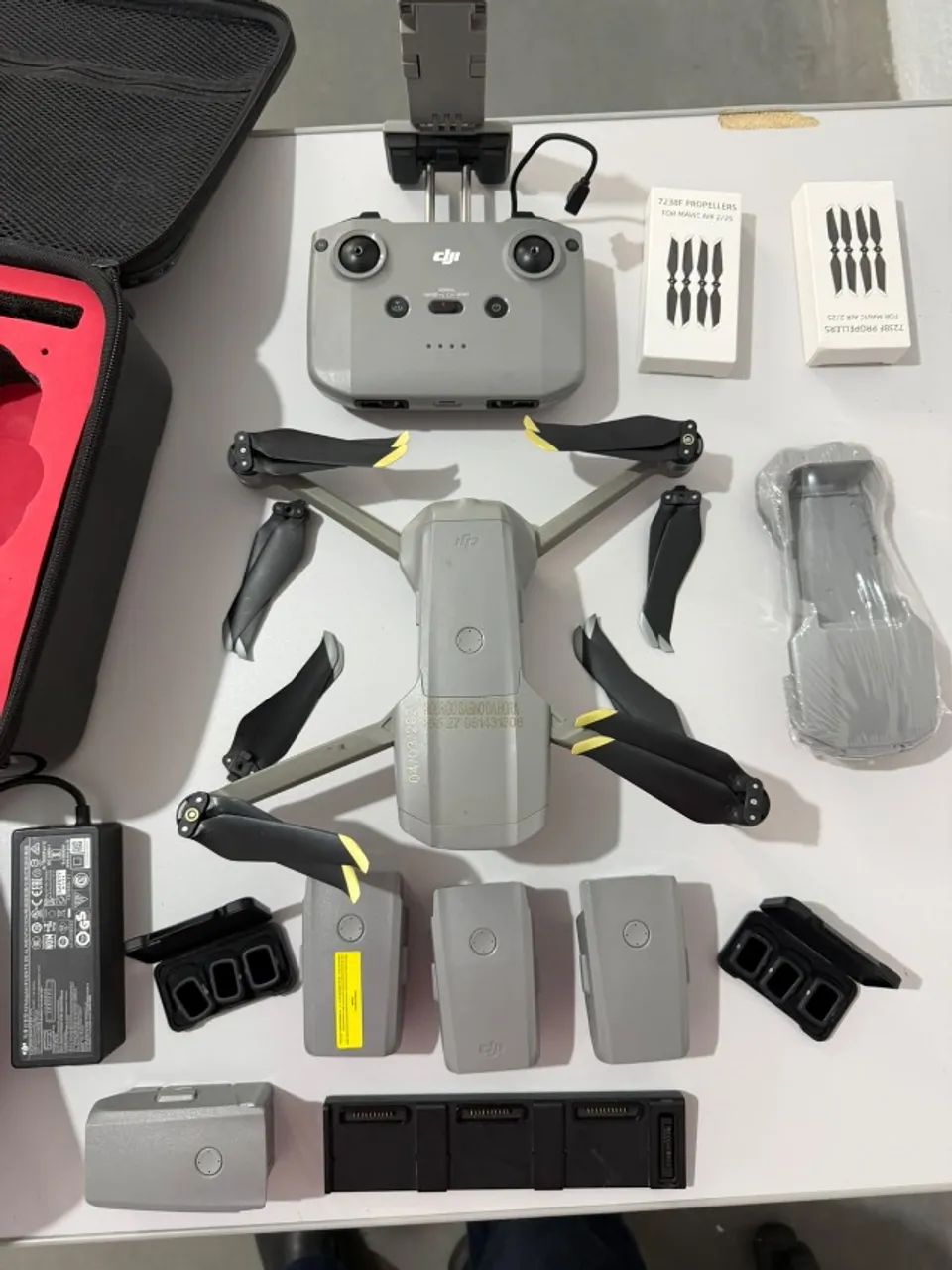 Drone DJi Mavic Air 2 - Fly More e Acessórios