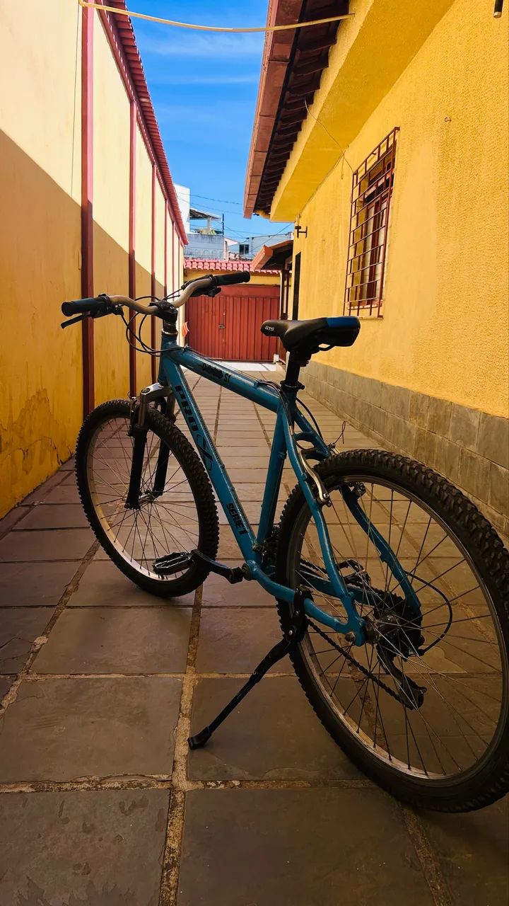     Bicicleta GTS Azul - Conservada e Pronta para Uso - Foto 2