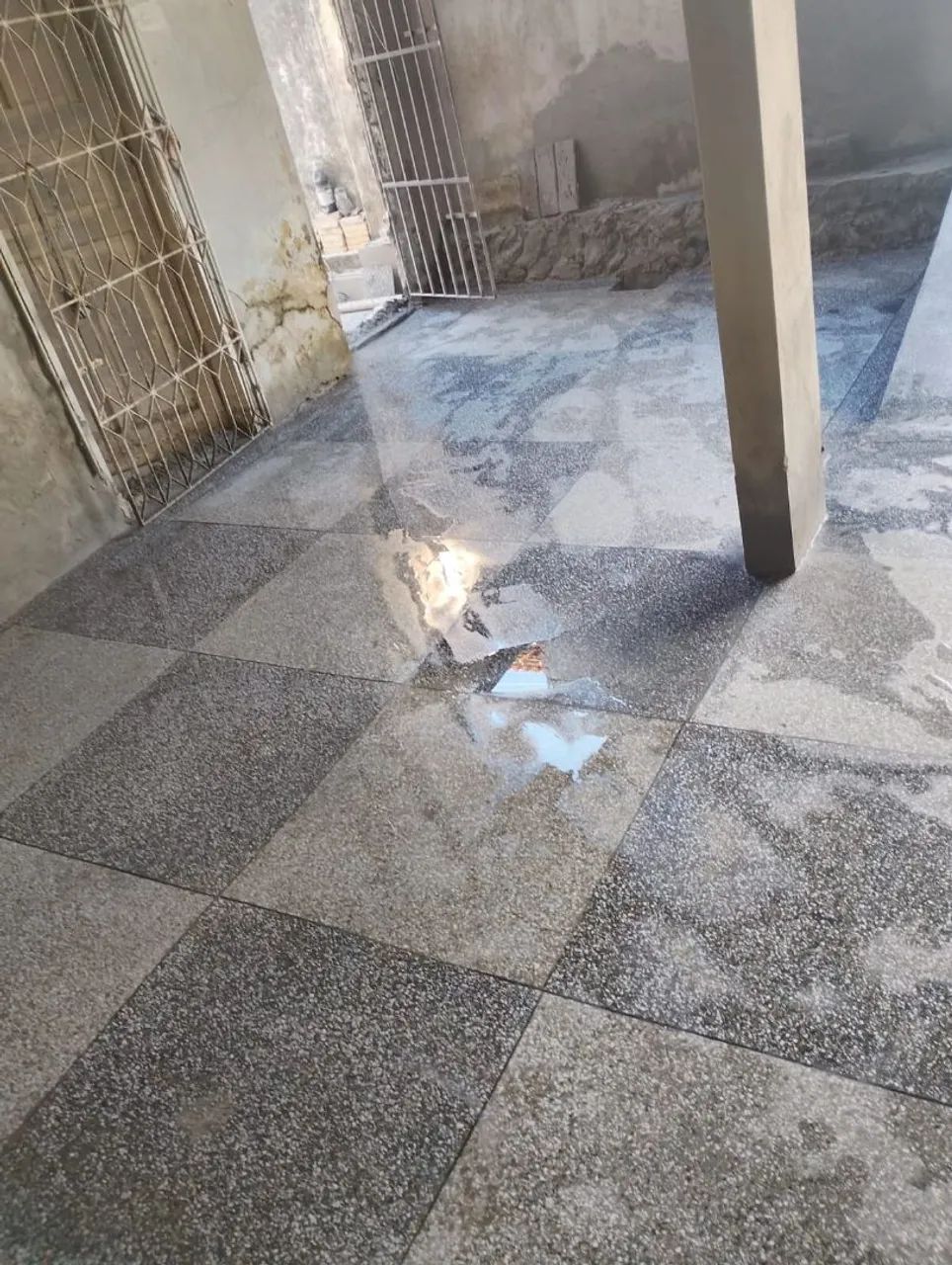 Piso de Alta resistência e concreto polido  - Foto 2