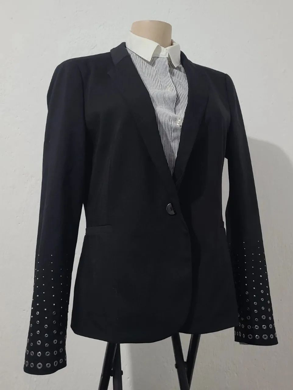 Blazer Slim da Zara Preto tamanho G, bonito, original, elegante, sofisticado.  - Foto 4