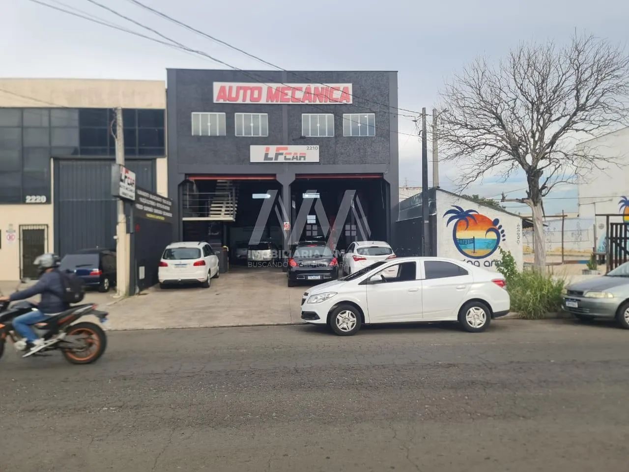 Comercial para Venda em Sorocaba, Wanel Ville, 2 banheiros - Foto 2