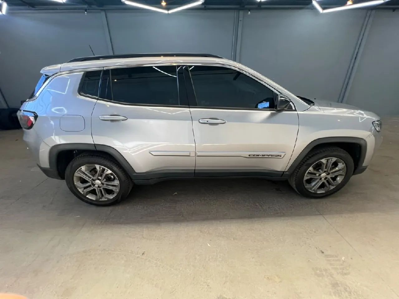 Jeep Compass Longitude 2.0 4X2 Flex 16V Aut. 2024 - Foto 5