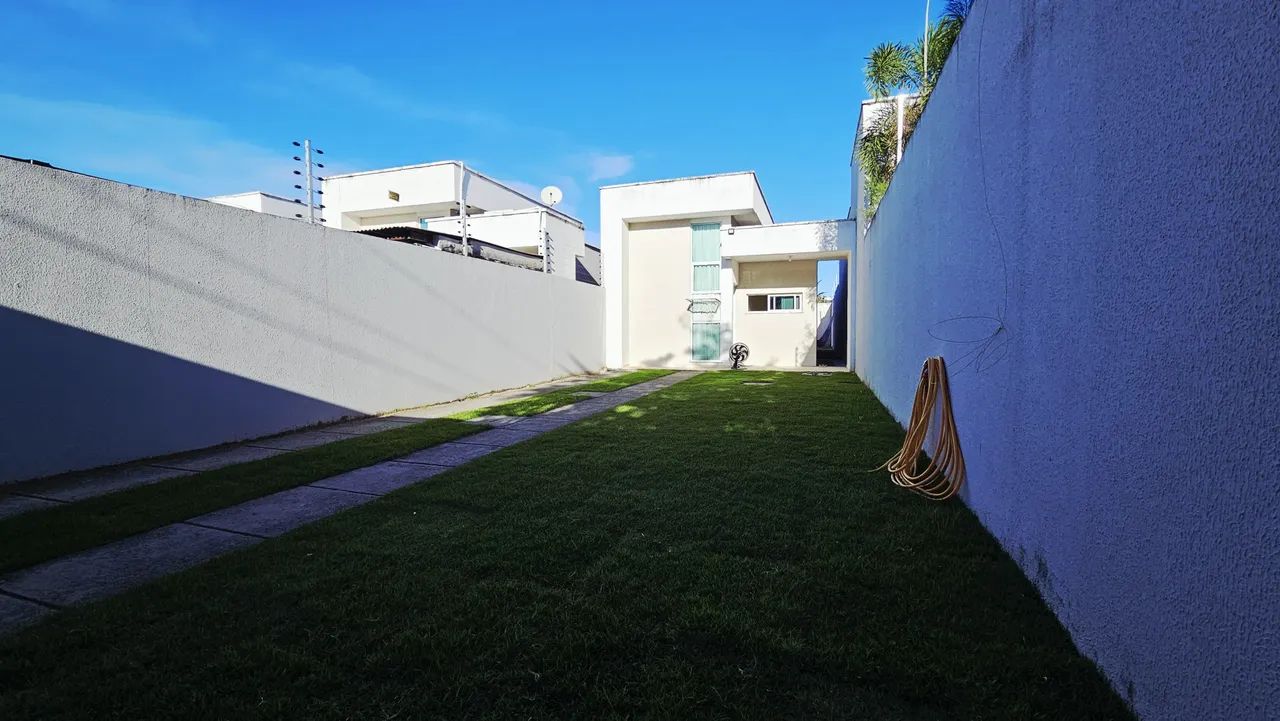 CASA PLANA SOLTA COM ÓTIMA LOCALIZAÇÃO NO EUSÉBIO REF: 4202