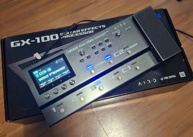 Pedal De Efeito Boss Guitar Effects Processor Gx-100