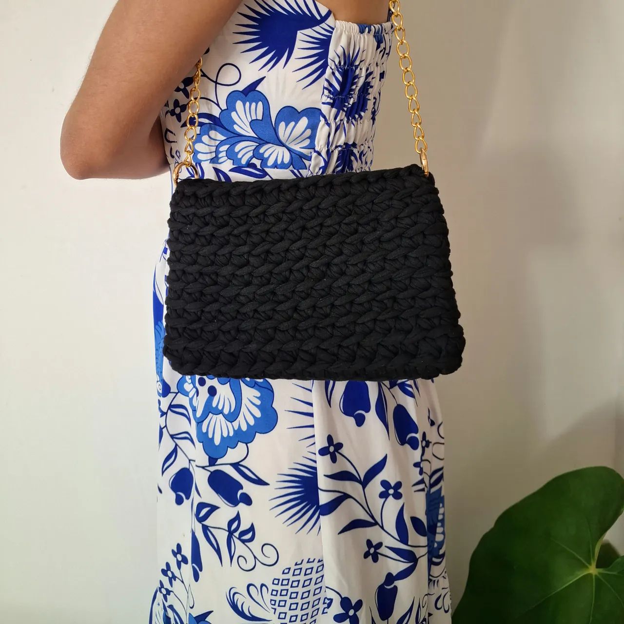 Bolsa de crochê fio de malha pequena - Foto 5
