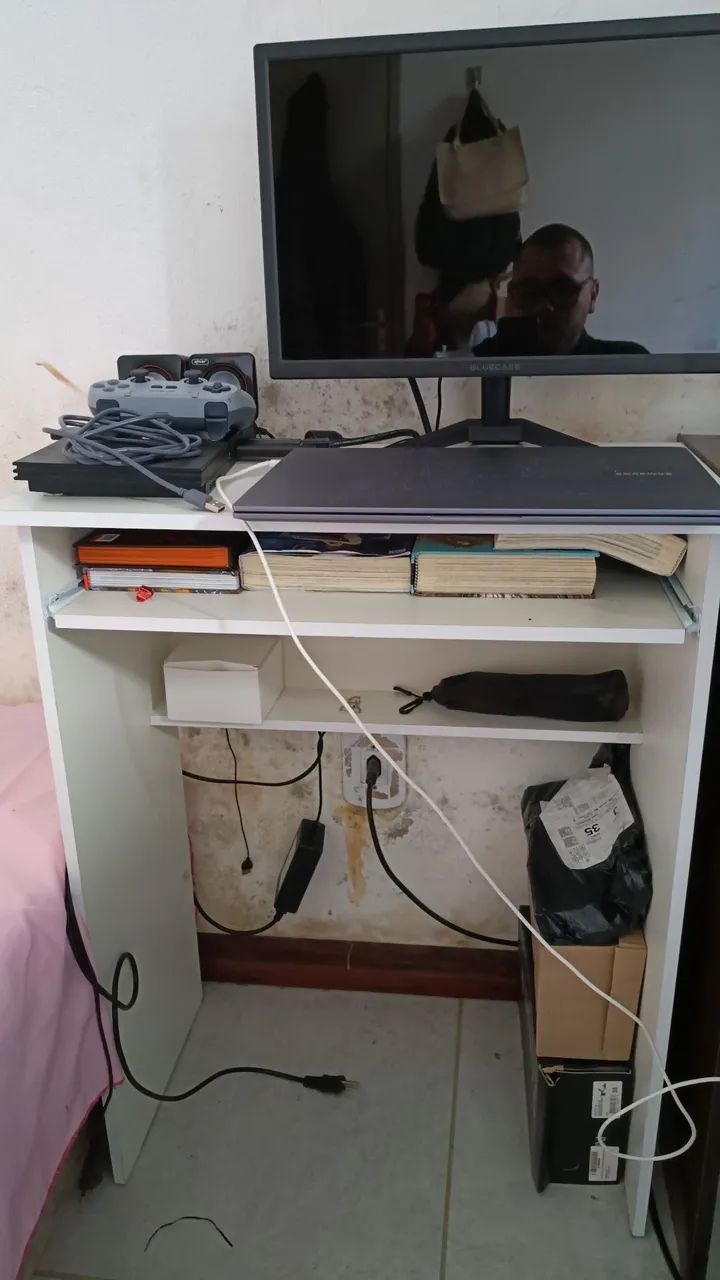 Escrivaninha  - Foto 2