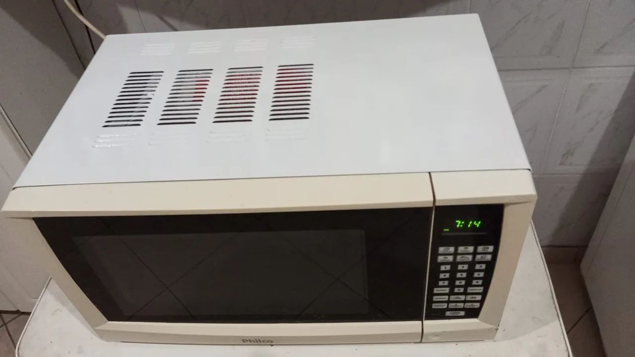 MICROONDAS PHILCO 20 LITROS  - Foto 2