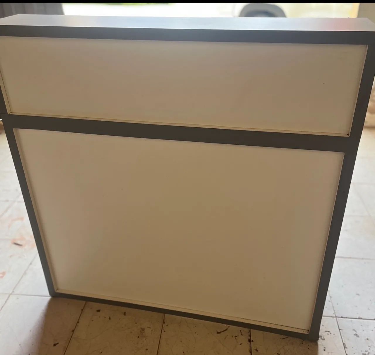 Balcão MDF para loja de roupa  - Foto 2